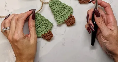 Mini Tree Garland