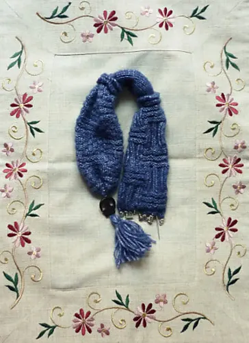 No. 2 Knitted Purse