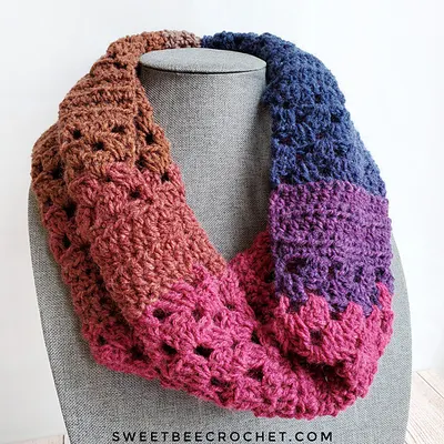 One Skein Granny Rows Neck Warmer