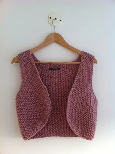 Perlestrikket vest