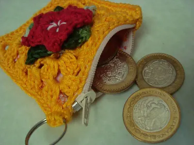 Picot flower Purse