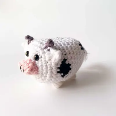 Rosy the Cow - Amigurumi no sewing