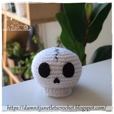 Round Plush Skull