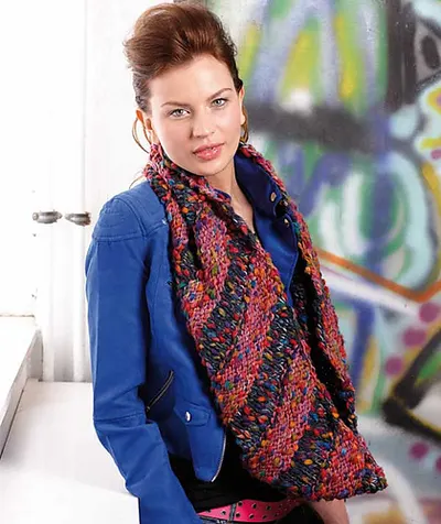 S8607 A Striped Long Cowl / Loop - lang