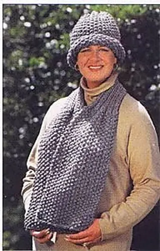 Seaman's Scarf & Vintage Look Hat (crochet)