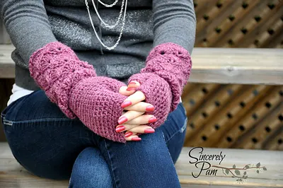 Shelby Mitts and Gloves