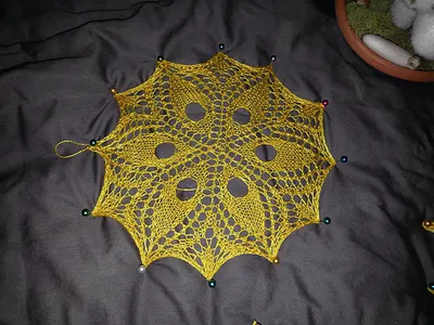 Six-Pointed Star Doily 2