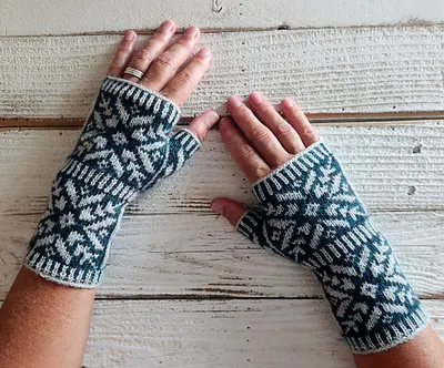 Starla Mitts