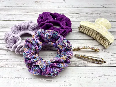 Super Easy Hair Scrunchie