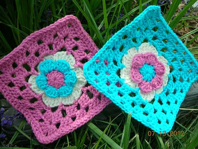Sweet Baby Flowers Granny Square #1