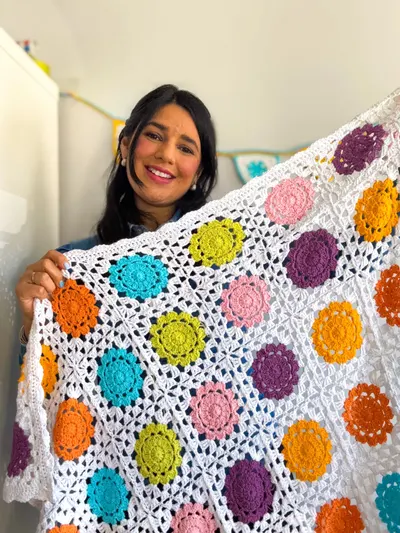 The granny Square Spring Blanket