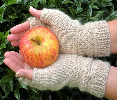 Treads, a tipless gloves
