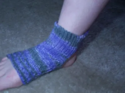 Vee’s Yoga Anklet Footies