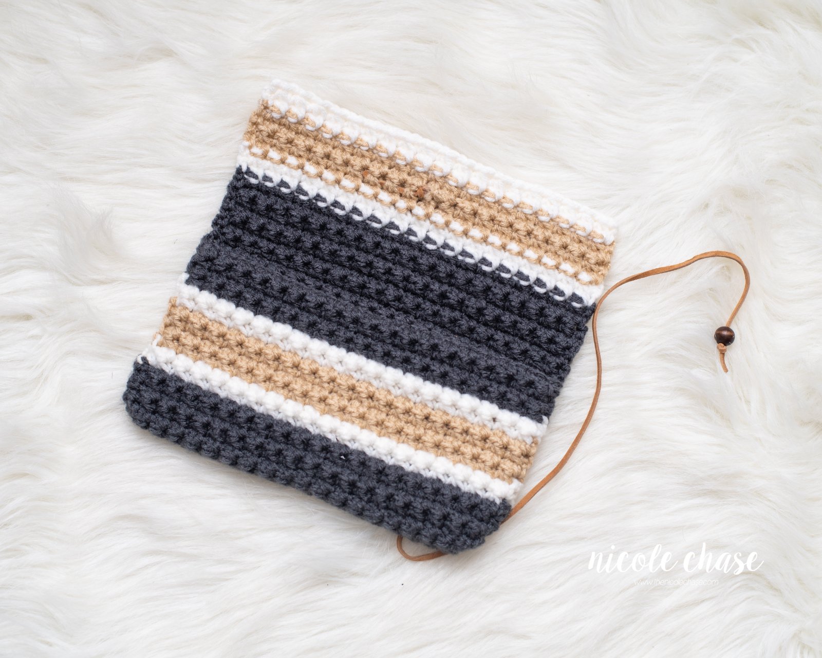 Seek Adventure Clutch photo 4