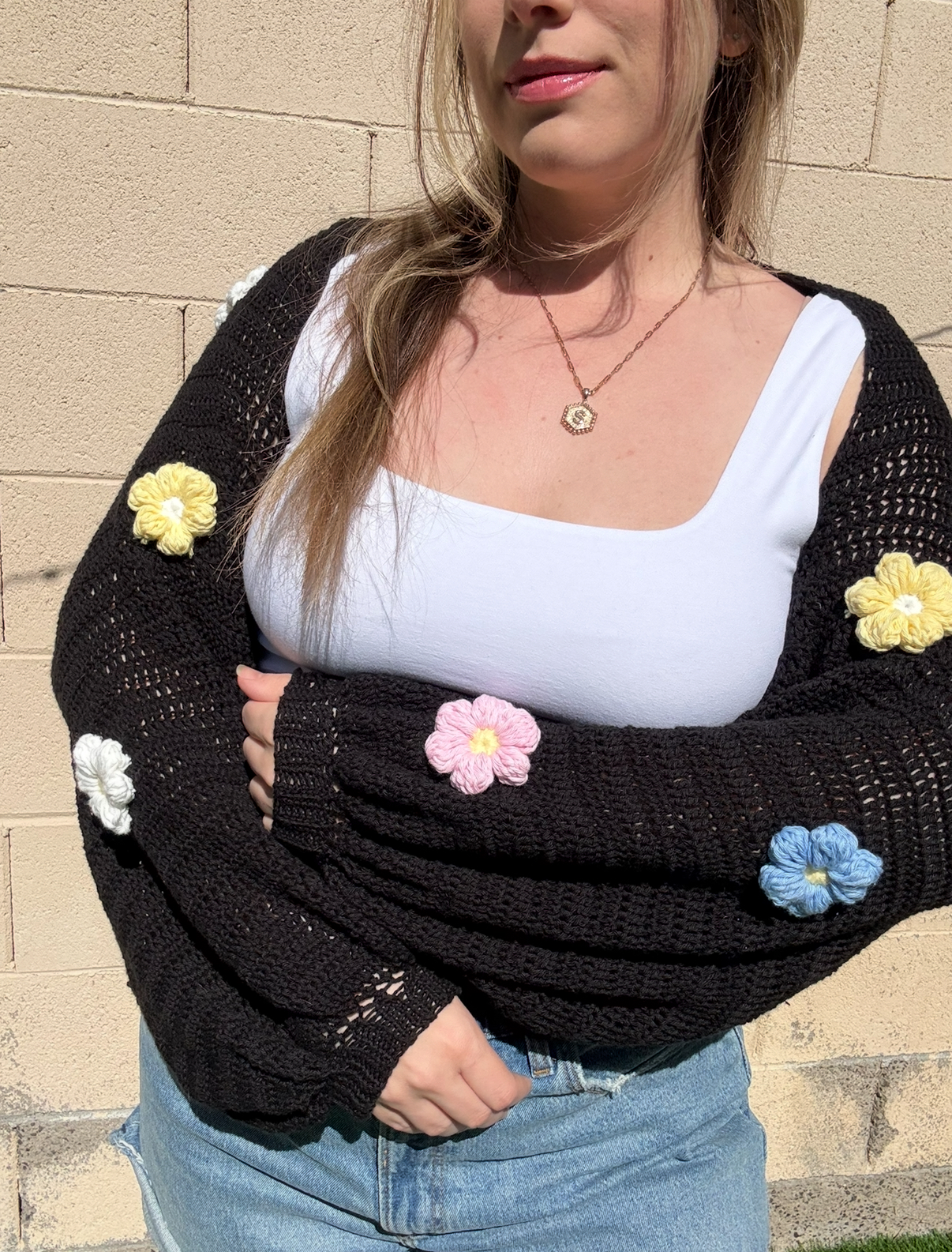Easy & Beautiful Crochet Flower Shrug – A Beginner's Dream Project photo 1