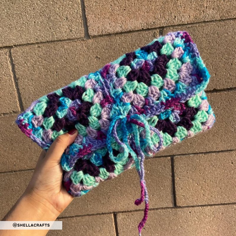 Clio Crochet Book Sleeve Pattern photo 4