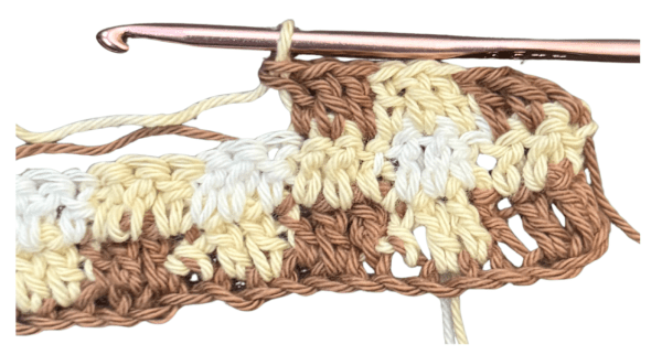 Picnic Headband: How to Crochet Gingham Headband with Video Tutorial photo 10