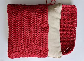 Bernat Maker Outdoor - Puff Pillow Pattern photo 5