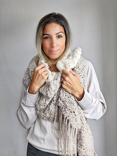 Shellebrate Scarf photo 1