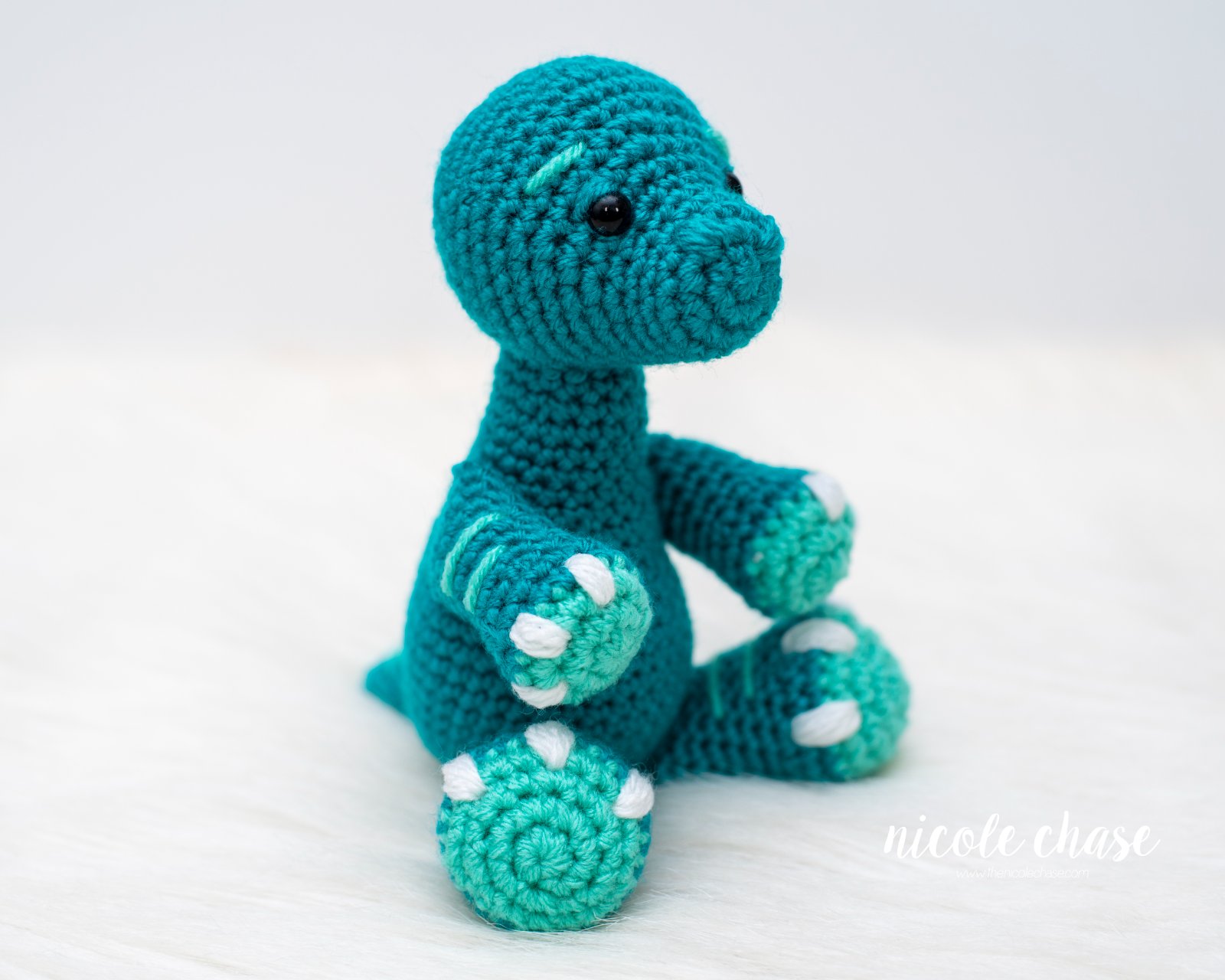 Mini Andy the Apatosaurus photo 3