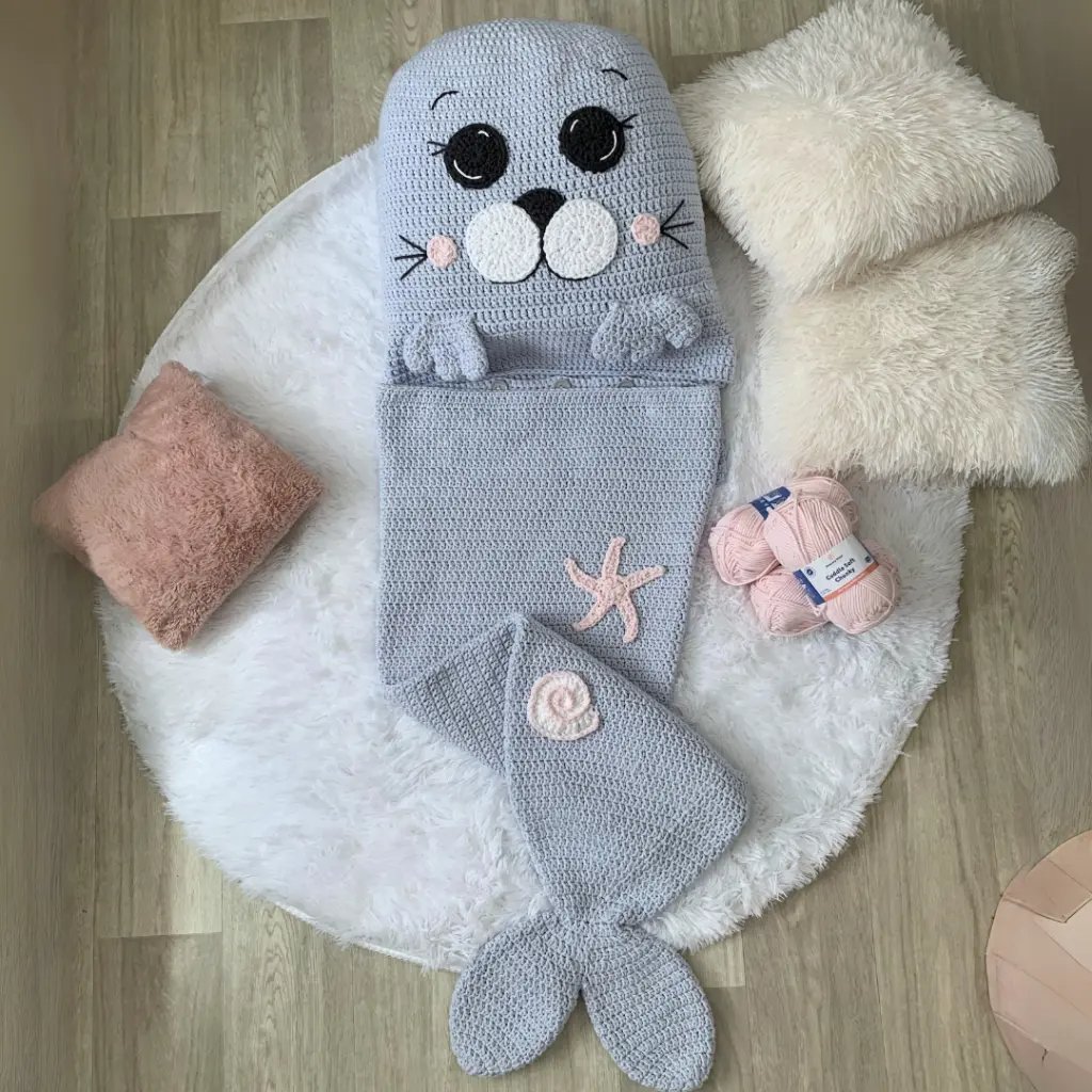 Seal Sleeping Bag and Pillow photo 2