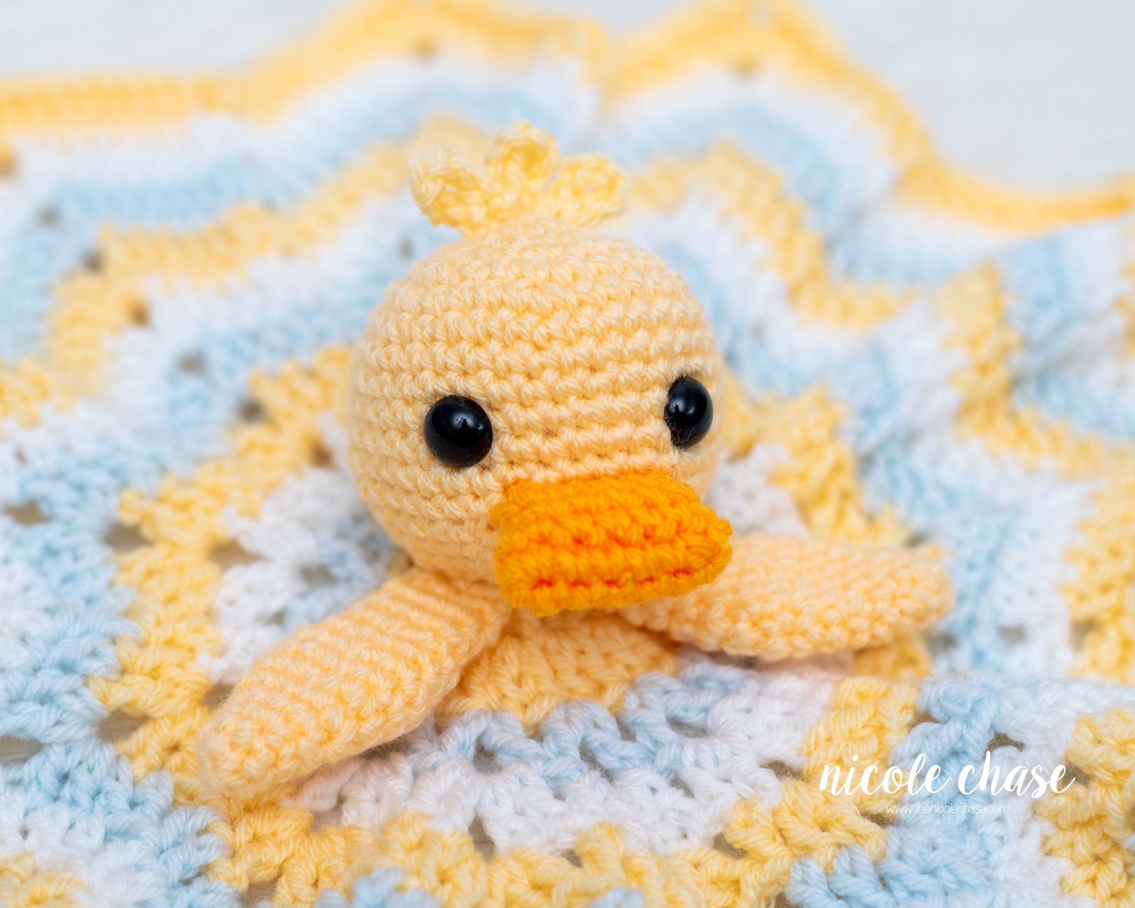 Hug Me Duck Lovey photo 2