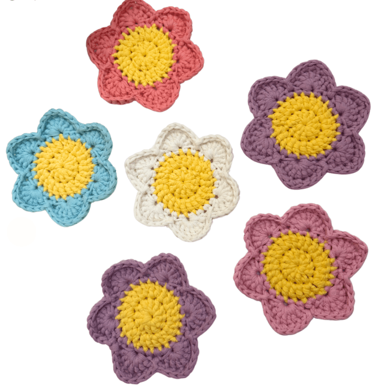 Free Crochet Pattern: Spring Flower Garland + Video Tutorial photo 4