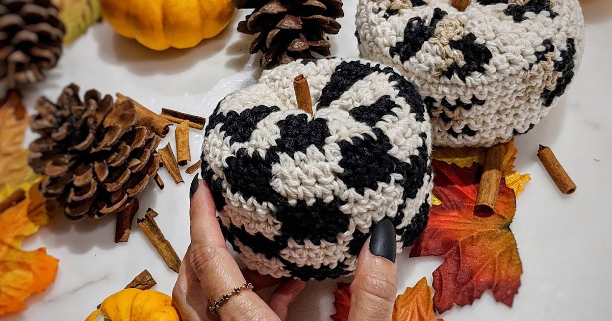 Two Crochet Pumpkin Patterns photo 1