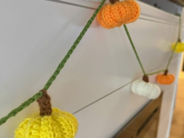 How to Crochet a Pumpkin Garland – Free Pattern for Fall photo 2