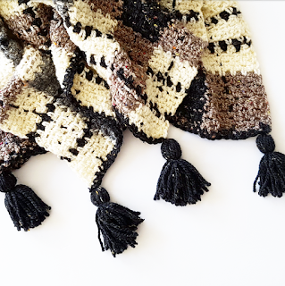 Plaid Blanket Poncho - Yarnspirations photo 8