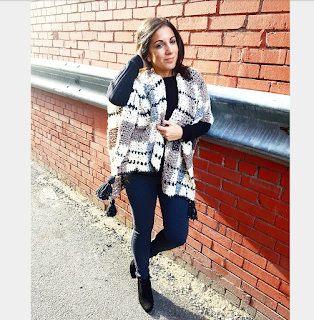 Plaid Blanket Poncho - Yarnspirations photo 11